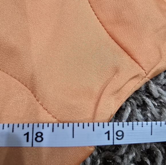 IMAN Global Chic Collared Surplice Blouse Orange NWT Size M - Picture 4 of 8